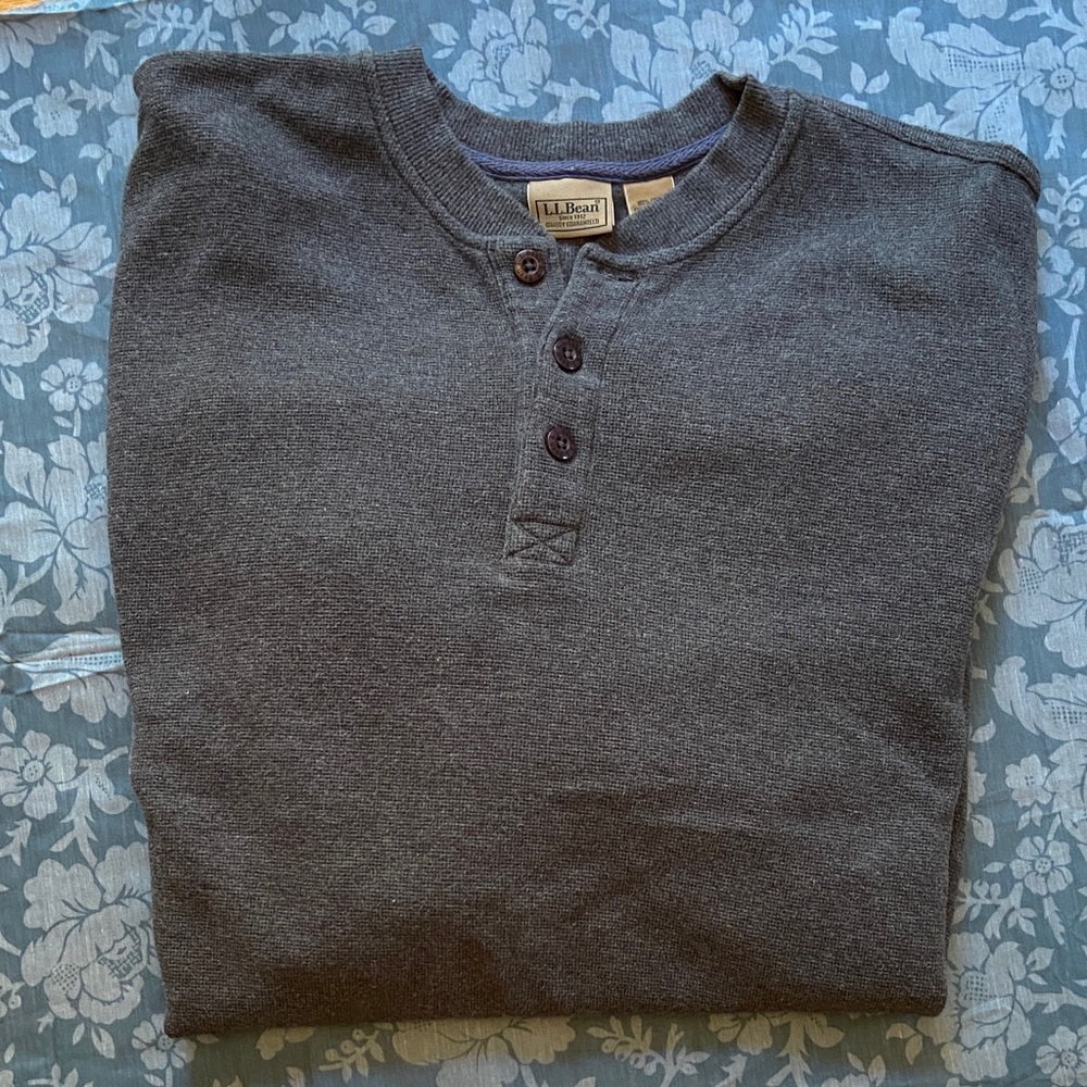 L.L. Bean Men's Charcoal Long Sleeve Shirt 100% Cotton